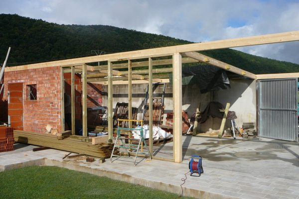 Construcció estructura de fusta - Construcción estructura de madera
